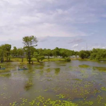 Grand Tamarind Lake Kataragama Kültér fotó